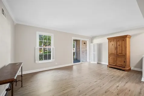 510 Shorely Drive Barrington IL 60010