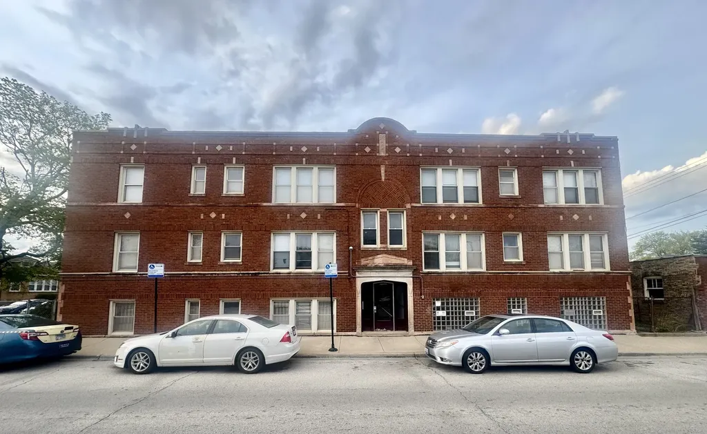 1526 West 89th Street Chicago IL 60620