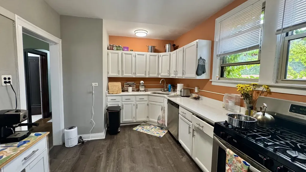 1526 West 89th Street Chicago IL 60620
