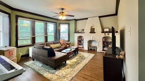 1526 West 89th Street Chicago IL 60620