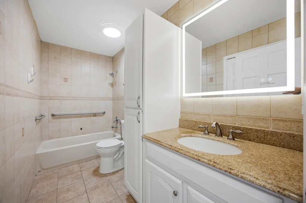 38 Blue Ridge Drive Glendale Heights IL 60139