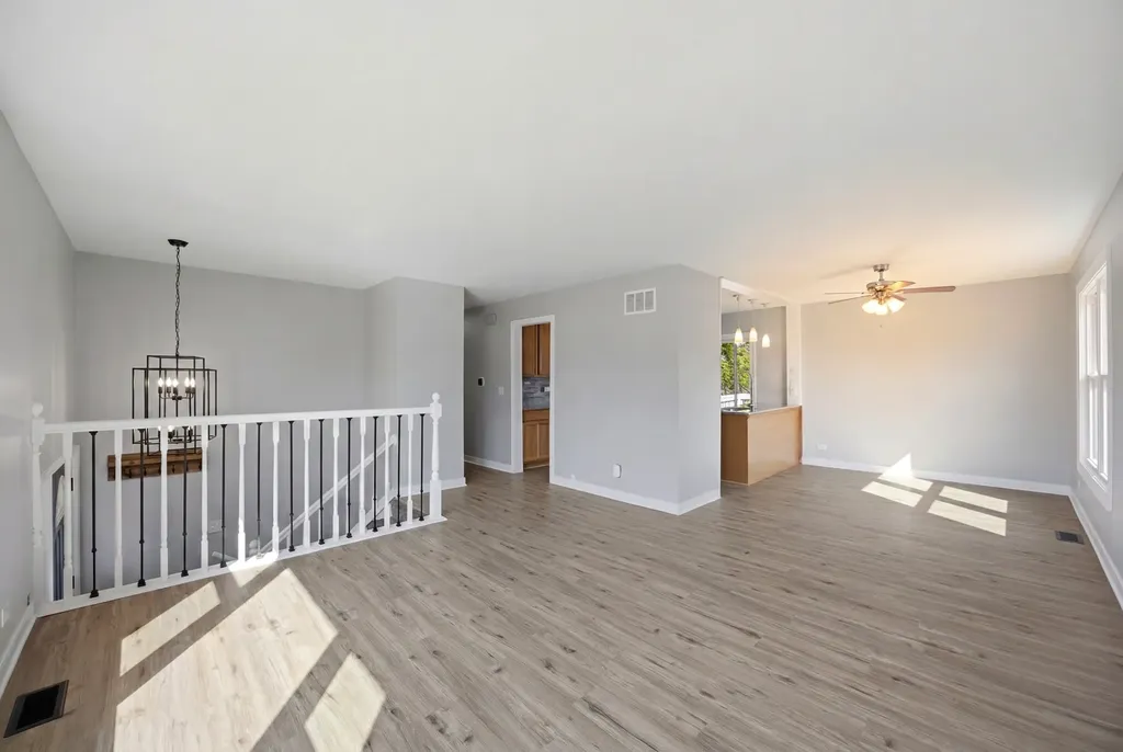 38 Blue Ridge Drive Glendale Heights IL 60139