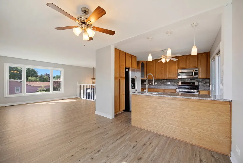 38 Blue Ridge Drive Glendale Heights IL 60139