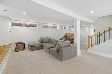 6205 North Tripp Avenue Chicago IL 60646