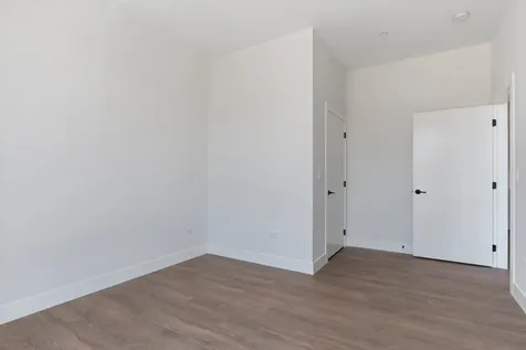 3140 North Clybourn Avenue Chicago IL 60657