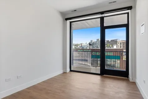 3140 North Clybourn Avenue Chicago IL 60657