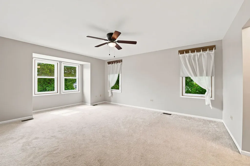 10 Timber Mill Court Bolingbrook IL 60490