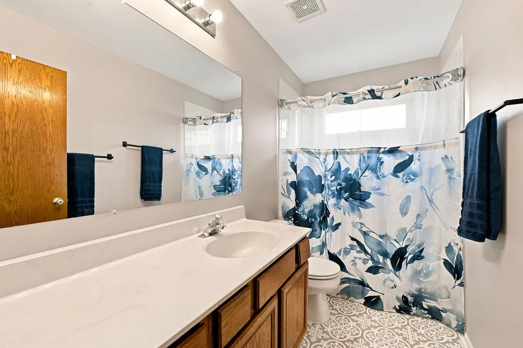 10 Timber Mill Court Bolingbrook IL 60490