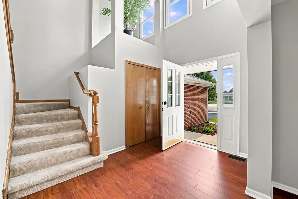 10 Timber Mill Court Bolingbrook IL 60490