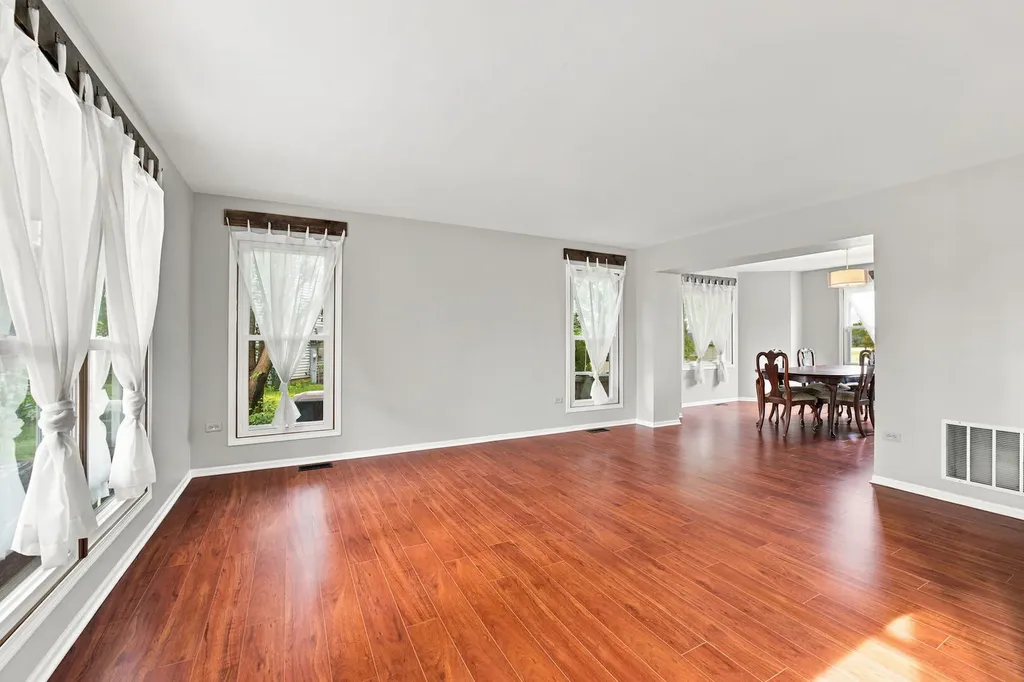 10 Timber Mill Court Bolingbrook IL 60490