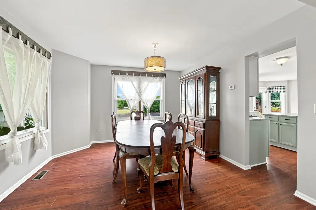 10 Timber Mill Court Bolingbrook IL 60490