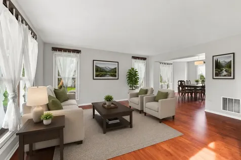 10 Timber Mill Court Bolingbrook IL 60490