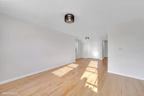 934 North Saint Louis Avenue Chicago IL 60651