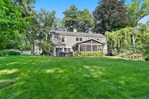601 Brookside Road North Barrington IL 60010