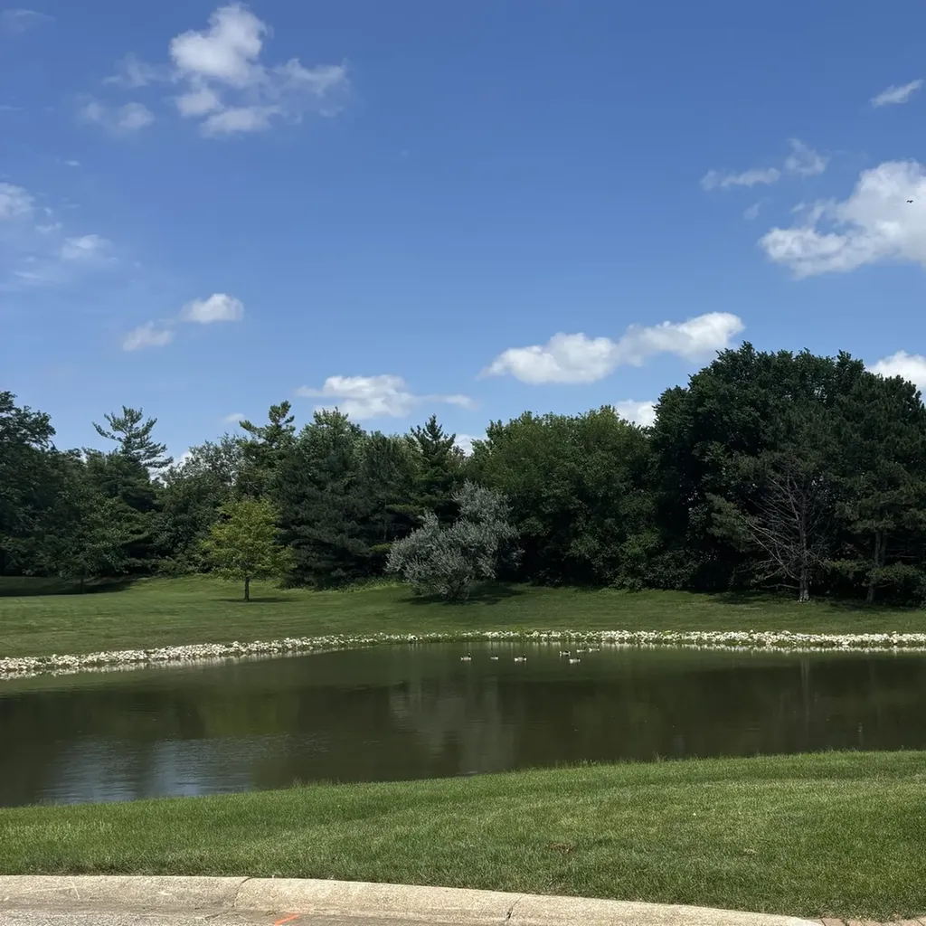 1752 Midwest Club Parkway Oak Brook IL 60523