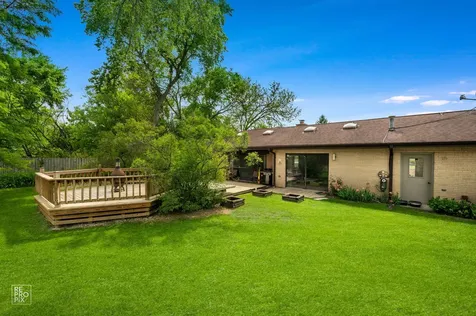16W721 Red Oak Street Bensenville IL 60106