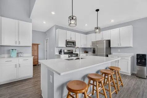 584 Manchester Lane Yorkville IL 60560