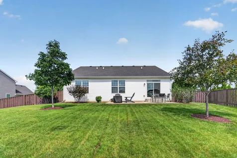 584 Manchester Lane Yorkville IL 60560