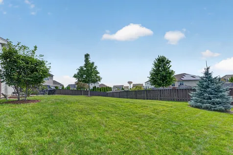584 Manchester Lane Yorkville IL 60560