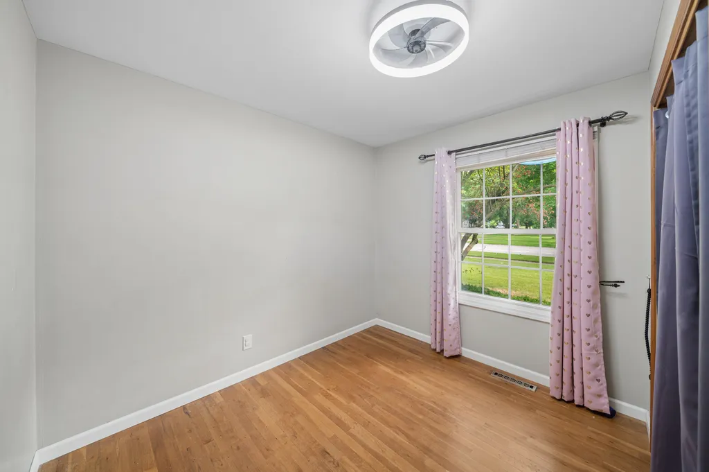 30W044 Bruce Lane Naperville IL 60563