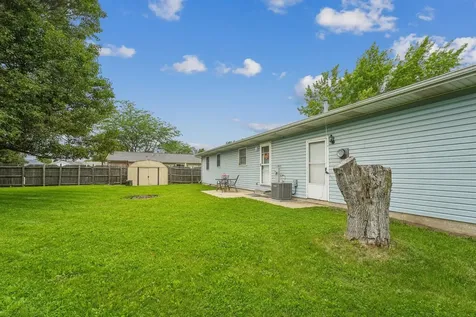 1353 Georgetown Drive Bourbonnais IL 60914