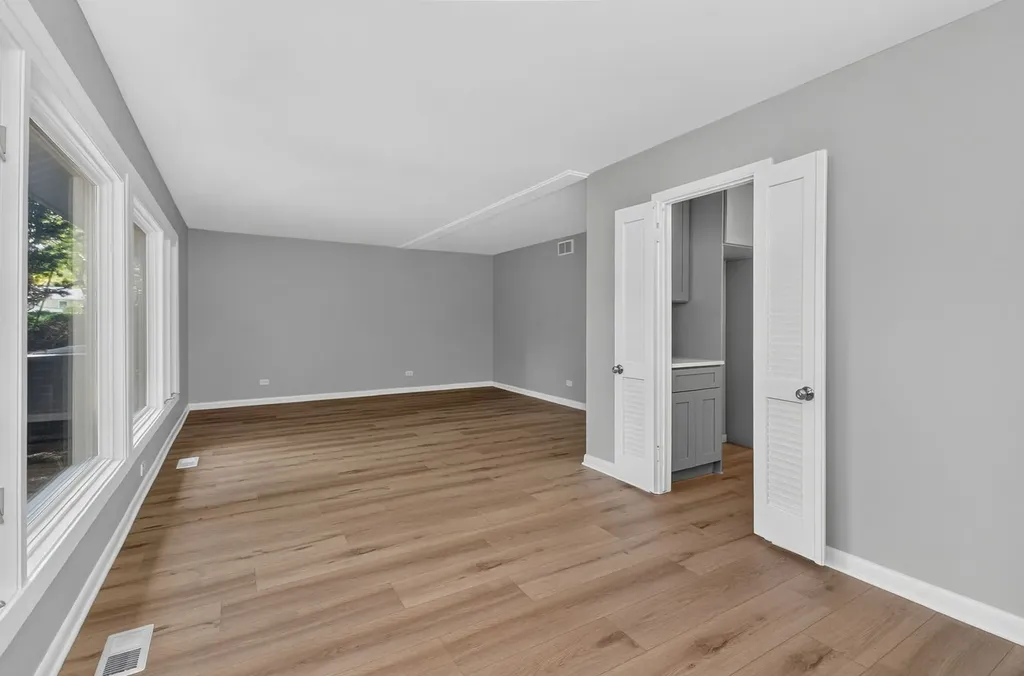 21W117 Glen Park Road Lombard IL 60148