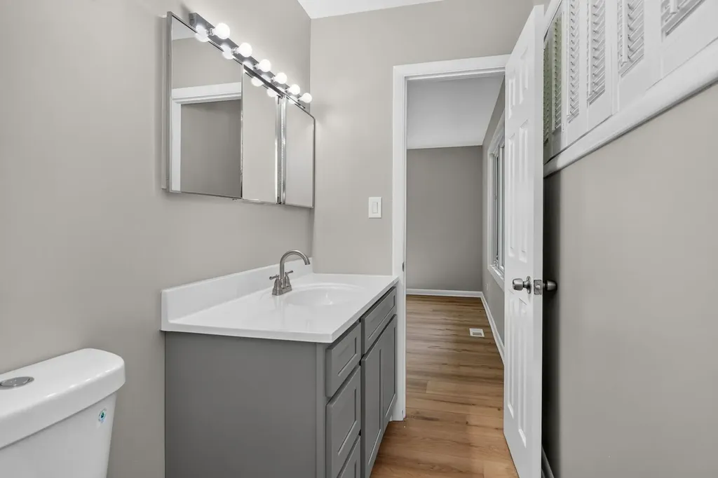 21W117 Glen Park Road Lombard IL 60148