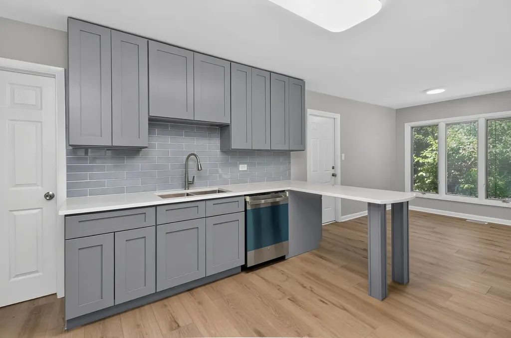 21W117 Glen Park Road Lombard IL 60148
