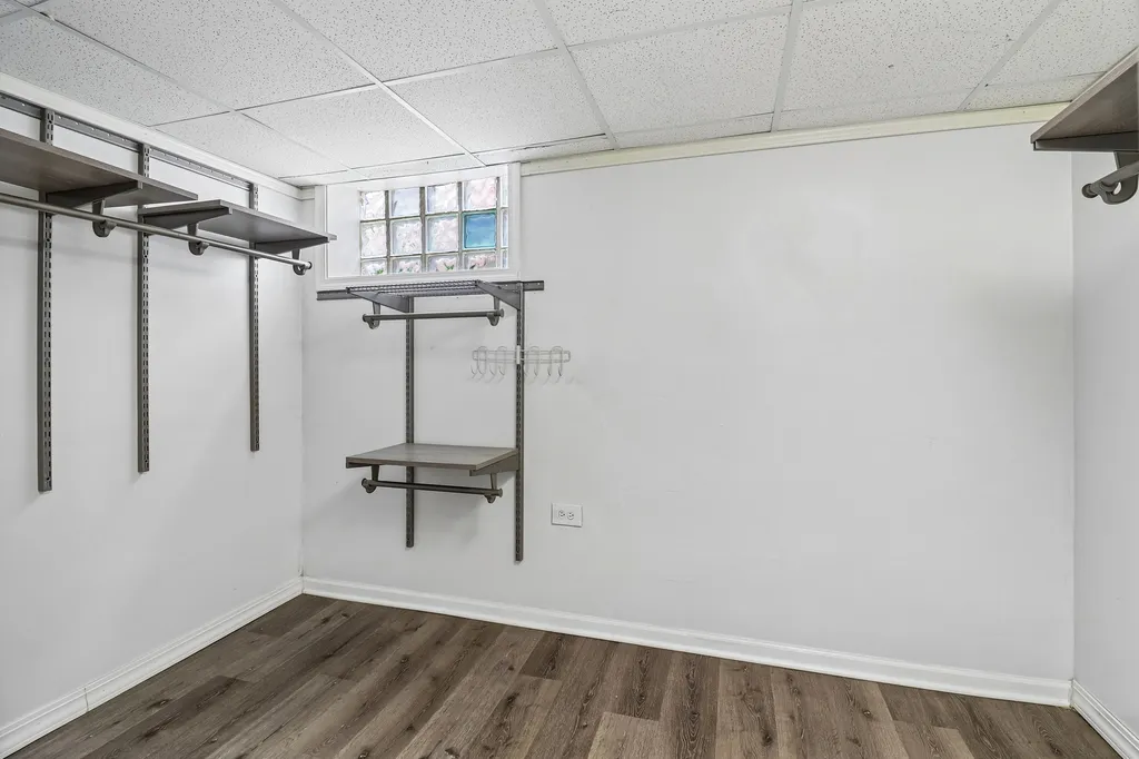 1107 West 101st Street Chicago IL 60643