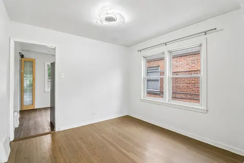 1107 West 101st Street Chicago IL 60643
