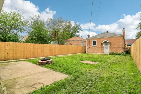1107 West 101st Street Chicago IL 60643
