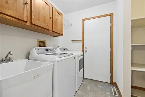 539 Creekview Lane Rockford IL 61114