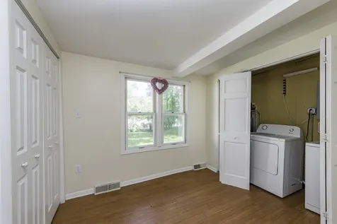 302 East Washington Street Round Lake Park IL 60073
