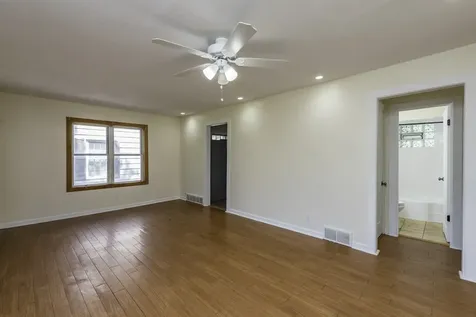 302 East Washington Street Round Lake Park IL 60073