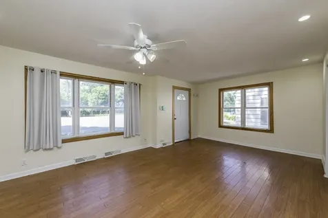 302 East Washington Street Round Lake Park IL 60073
