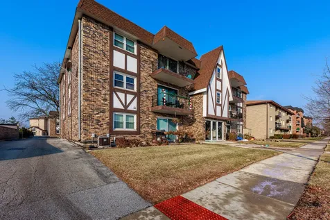 11036 South Kilpatrick Avenue Oak Lawn IL 60453