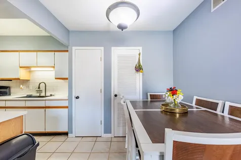11036 South Kilpatrick Avenue Oak Lawn IL 60453