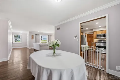 17N228 Oak Grove Drive Hampshire IL 60140