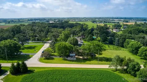 17N228 Oak Grove Drive Hampshire IL 60140
