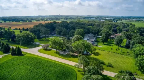 17N228 Oak Grove Drive Hampshire IL 60140