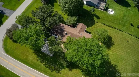 17N228 Oak Grove Drive Hampshire IL 60140