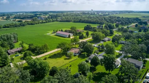 17N228 Oak Grove Drive Hampshire IL 60140