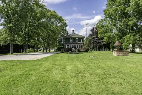 2823 27TH Street Zion IL 60099