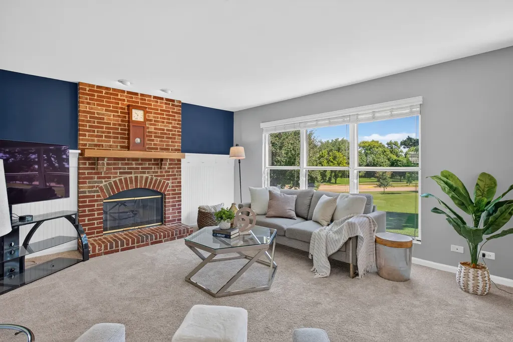 12 Foxglove Court Bolingbrook IL 60440