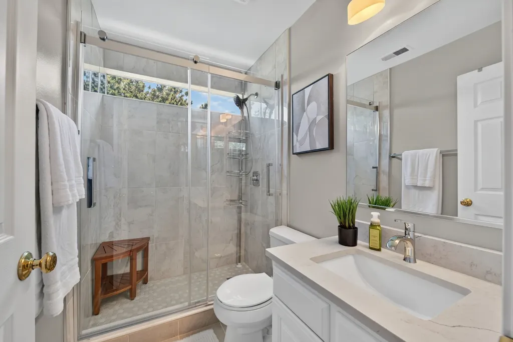 12 Foxglove Court Bolingbrook IL 60440