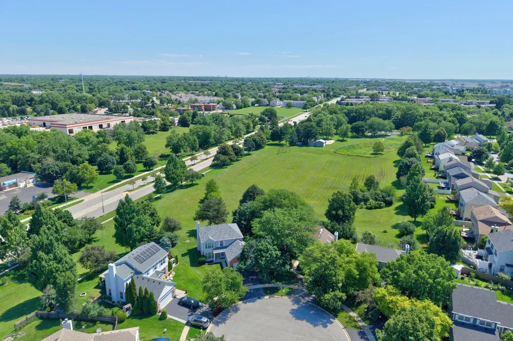 12 Foxglove Court Bolingbrook IL 60440