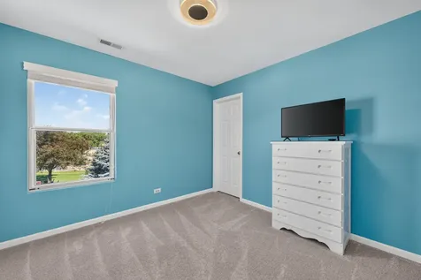 12 Foxglove Court Bolingbrook IL 60440