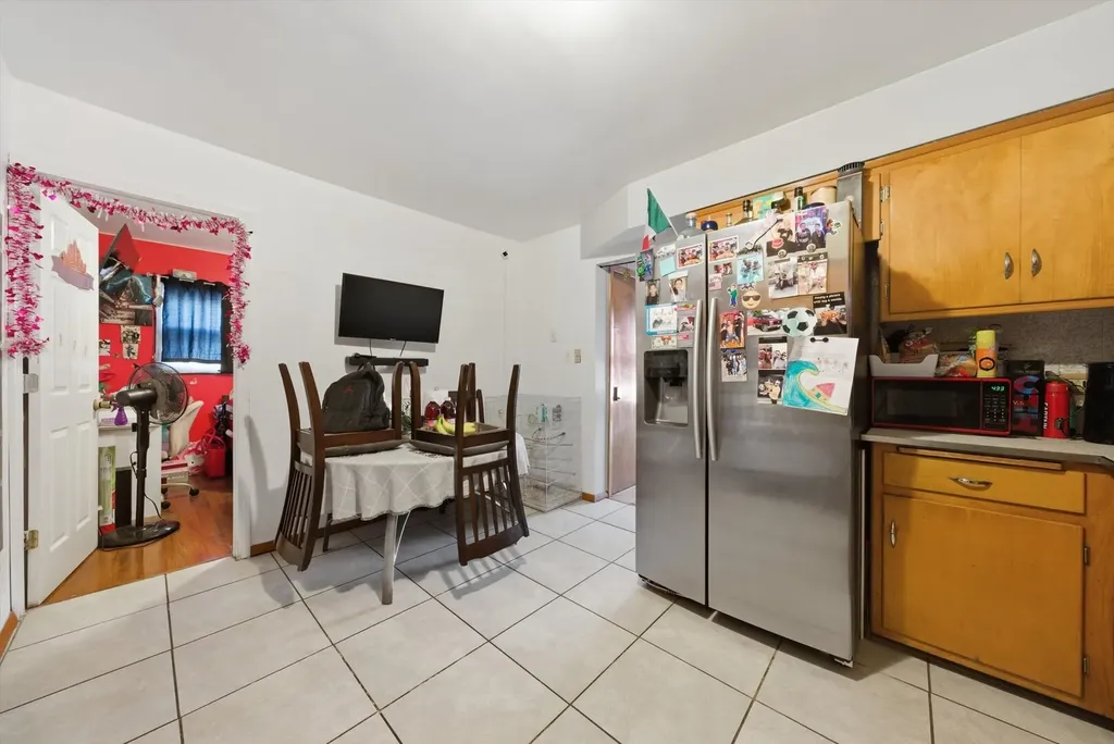 5433 South Homan Avenue Chicago IL 60632