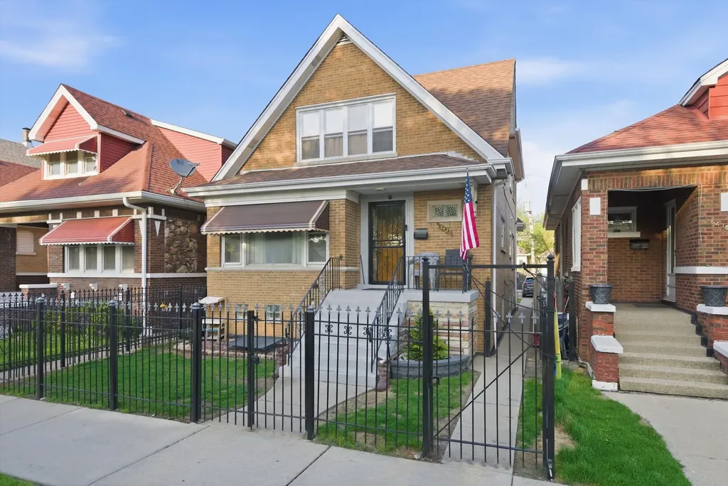 5433 South Homan Avenue Chicago IL 60632