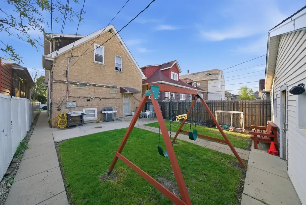 5433 South Homan Avenue Chicago IL 60632
